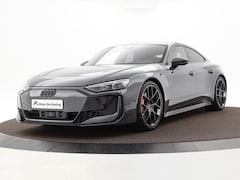 Audi e-tron GT - RS Performance 748 PK · Active air suspension · Carbondak, donker mat · Keramische remmen
