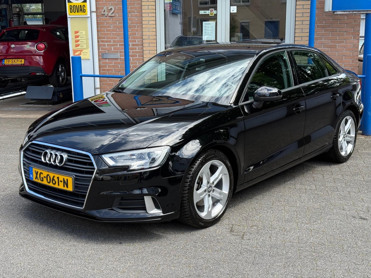 Audi A3 Limousine - 1.5 TFSI CoD Design Pro Line Plus|Org.NL+NAP|Trekhaak|ZEER NETTE AUTO! - AutoWereld.nl
