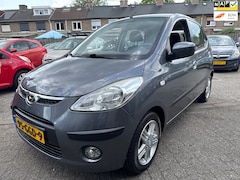 Hyundai i10 - 1.1 i-Catcher STUURBEKRACHTIGING AIRCO 5 DEURS