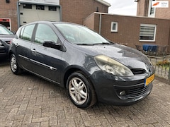 Renault Clio - 1.4-16V Dynamique Luxe