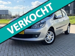 Renault Clio - 1.6-16V Privilège Airco