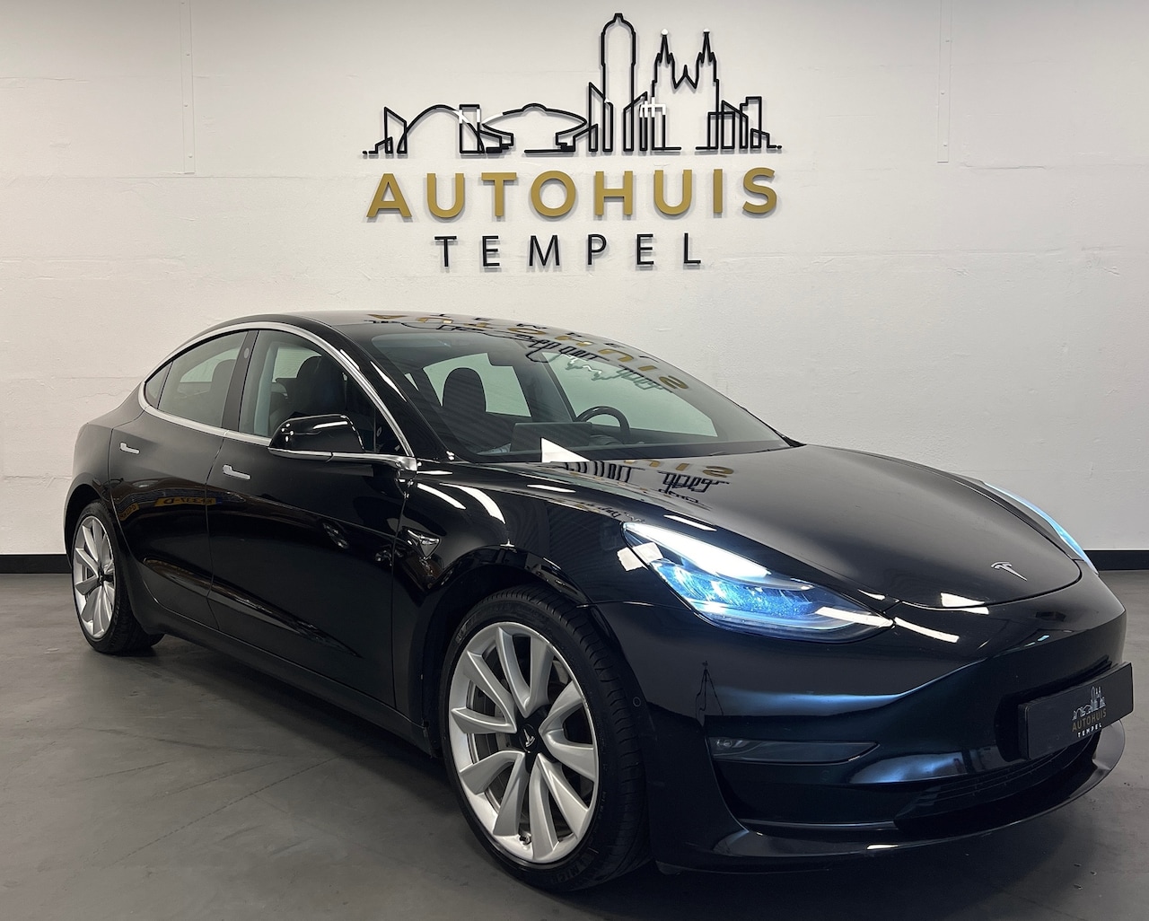 Tesla Model 3 - Long Range RWD Long Range AWD 75 kWh NAP Panoramadak Autopilot 19Inch Marge! - AutoWereld.nl