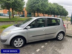 Renault Scénic - 1.6-16V Privilège Luxe APK T/M 18/04/2026 | CRUISE CONTROL + TREKHAAK EL.RAMEN & EL.SPIEGE
