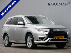 Mitsubishi Outlander - 2.4 PHEV 240pk Intense Automaat Apple Carplay / Camera / Dodehoek