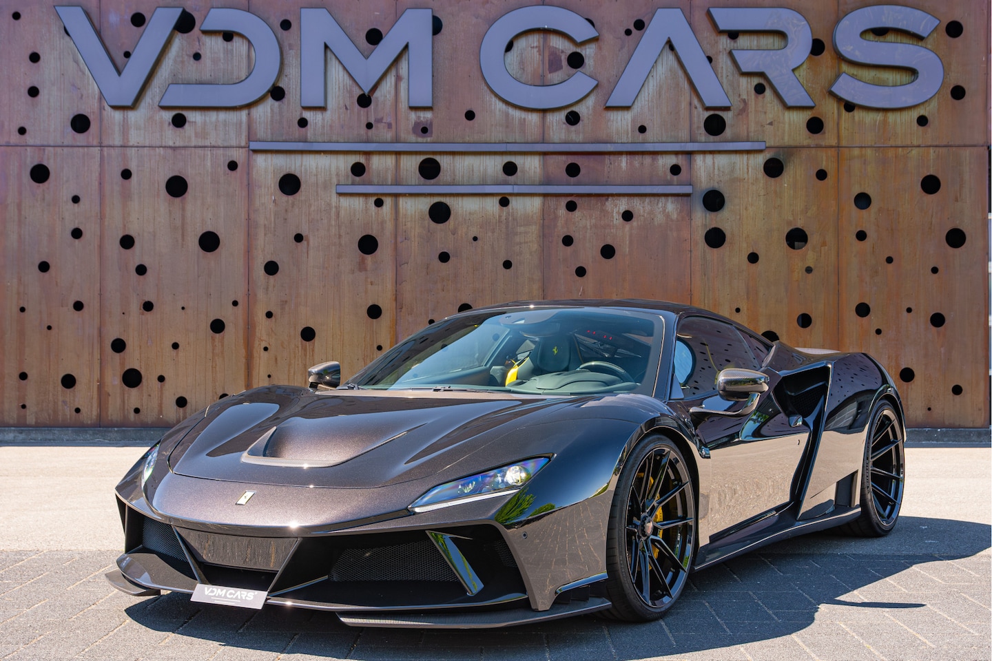 Ferrari F8 Tributo - 3.9 V8 HELE | NOVITEC N-LARGO | Widebody | Carbon | 796 PK | Novitec Exhaust | LIFT | - AutoWereld.nl