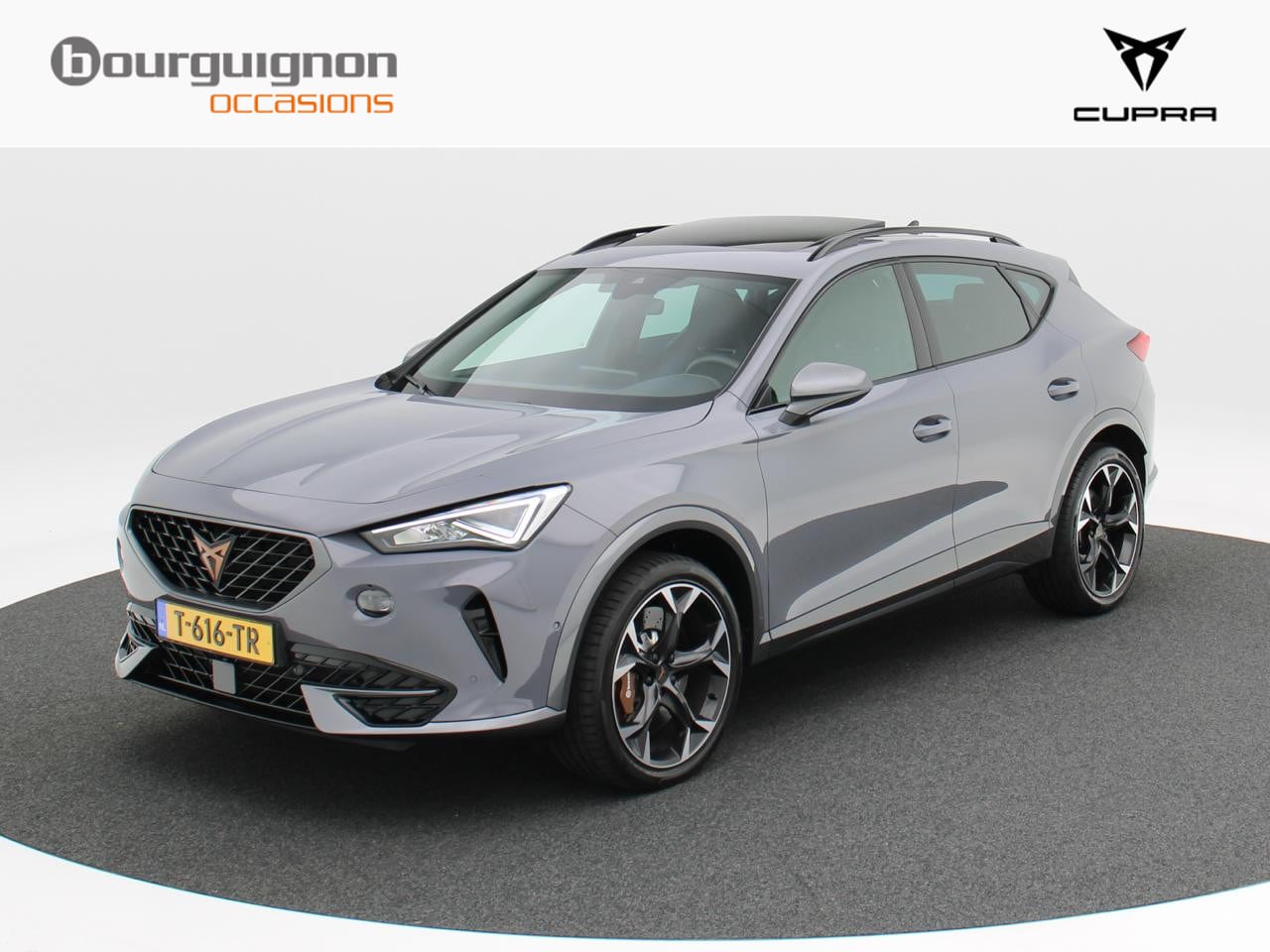 CUPRA Formentor - 2.0 TSi 310 Pk Auotmaat 4DRIVE | Brembo | Adaptive Cruise | Camera | Trekhaak | Panoramada - AutoWereld.nl
