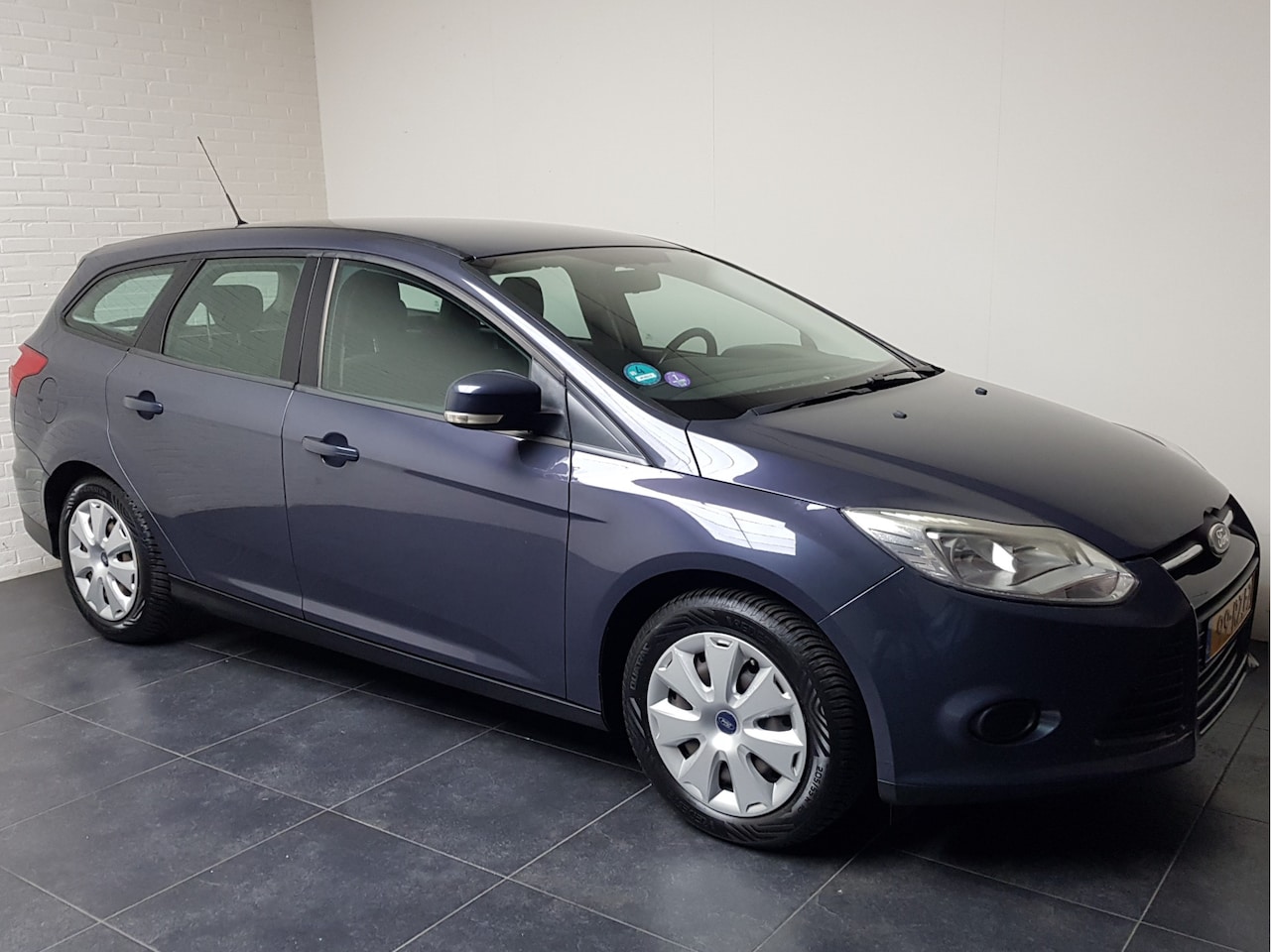 Ford Focus Wagon - 1.6 16V 149.244Km Airco Trekhaak BlueTooth - AutoWereld.nl