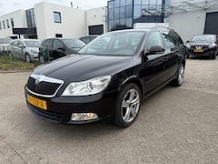 Skoda Octavia Combi - 1.6 TDI Greentech Ambition Business Line Bj 2012 Exportprijs EX BPM