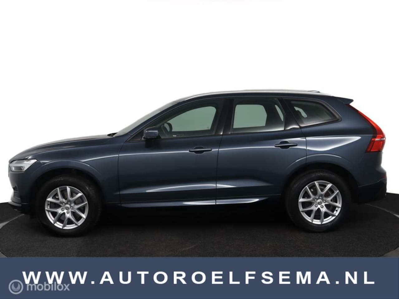 Volvo XC60 - 2.0 T4 Momentum| Trekhaak| Camera| Stoelverw | LM - AutoWereld.nl
