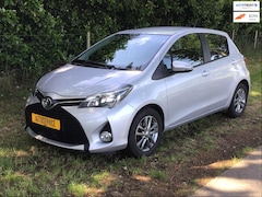 Toyota Yaris - 1.0 VVT-i Aspiration airco, lage kmstand