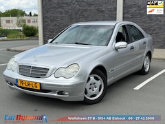Mercedes-Benz C-klasse - 180 K. Elegance // PDC // LMV // Cruise // Airco // Rijd Schakelt Goed