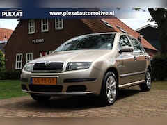 Skoda Fabia - 1.4-16V Equipe | NL. Auto | Airco | Elektrische ramen | Trekhaak | 2-Sleutels | Lichtmetaa