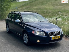 Volvo V70 - 2012 2.5FT LEER/Clima/BTaudio/HF/Facelift