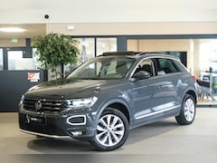 Volkswagen T-Roc - 1.0 TSI Style 110PK Urano Pano ACC Navi Trekhaak Cam