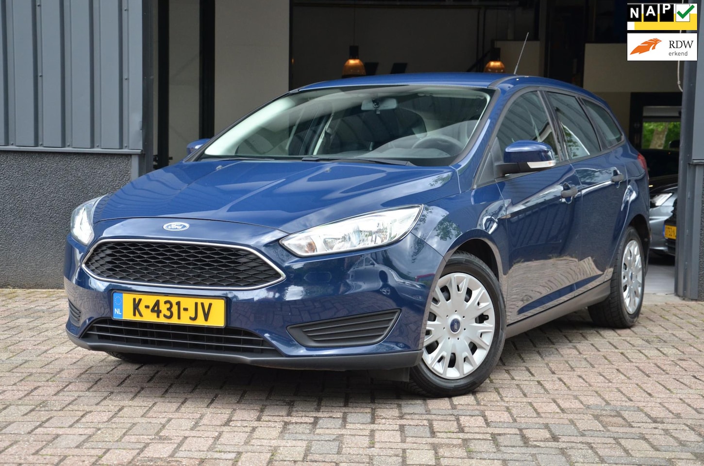 Ford Focus Wagon - 1.0 Trend NIEUWE MOTOR|AIRCO|4-SEASON - AutoWereld.nl