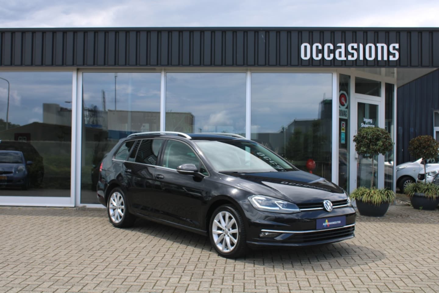 Volkswagen Golf Variant - 1.5 TSI Highline 1.5 TSI Highline - AutoWereld.nl
