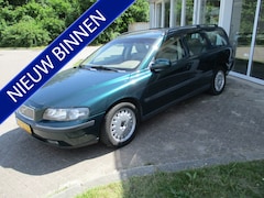 Volvo V70 - 2.4 Comfort Line