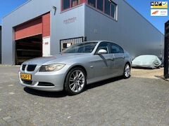 BMW 3-serie - 318i Business Line 18"Breedteset continentaal Nieuwe banden