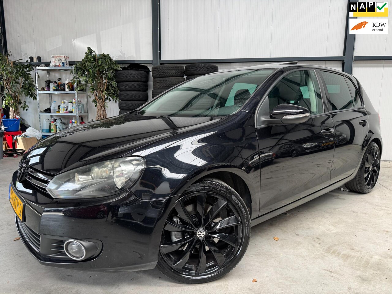 Volkswagen Golf - 1.4 TSI Highline Schuifdak Dynaudio Trekhaak - AutoWereld.nl