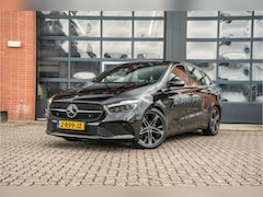 Mercedes-Benz B-klasse - B 180 Luxury Line | Panoramadak | Dodehoekassistent | Winterpakket | Trekhaak | Stoelverwa