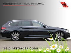 BMW 5-serie Touring - 530e xDrive M-SPORT LEDER LASER MEMORY AMBIENT CARPLAY NL AUTO