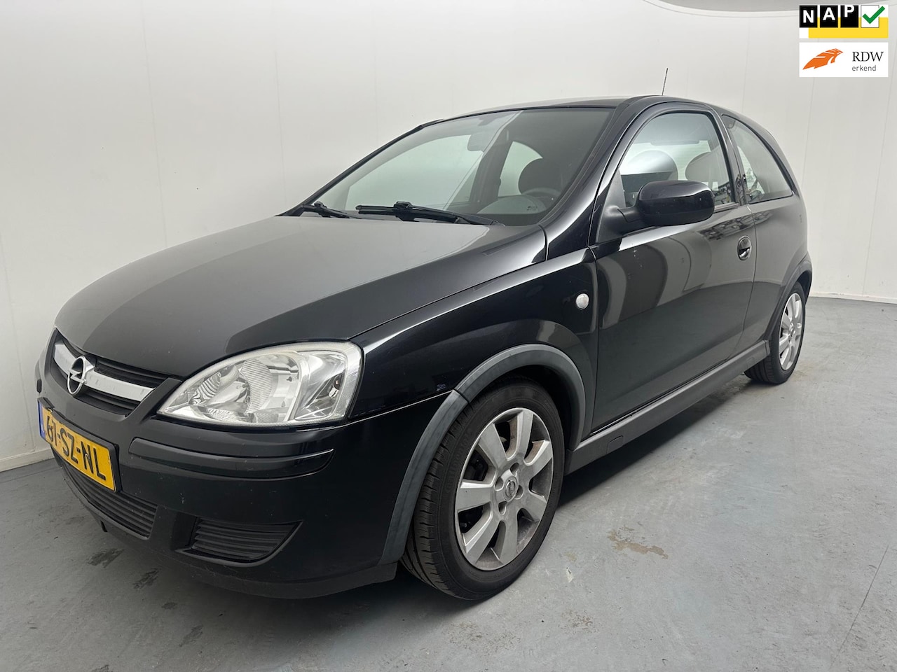 Opel Corsa - 1.2-16V Silverline # Airco # Lmv # Apk # Nap Dealer onderhouden - AutoWereld.nl