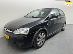 Opel Corsa - 1.2-16V Silverline # Airco # Lmv # Apk # Nap Dealer onderhouden