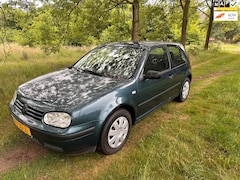 Volkswagen Golf - 1.6-16V apk verlopen