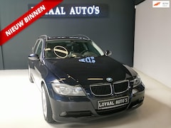 BMW 3-serie Touring - 320i | AUT | GLAZEN-DAK | AIRCO | CRUISE | LEDER | STOEL.VERW | APK