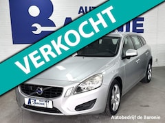 Volvo V60 - 2.0 T5 Momentum