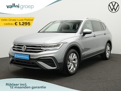 Volkswagen Tiguan Allspace - Life Business 7 pers. 1.5 TSI 150 pk DSG | 7-persoons | Trekhaak | Stoelverwarming | Navi