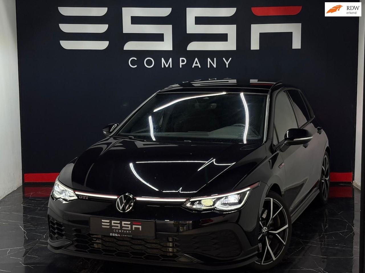 Volkswagen Golf - 2.0 TSI GTI Clubsport Pano IQ Sfeer ACC Camera 19" - AutoWereld.nl