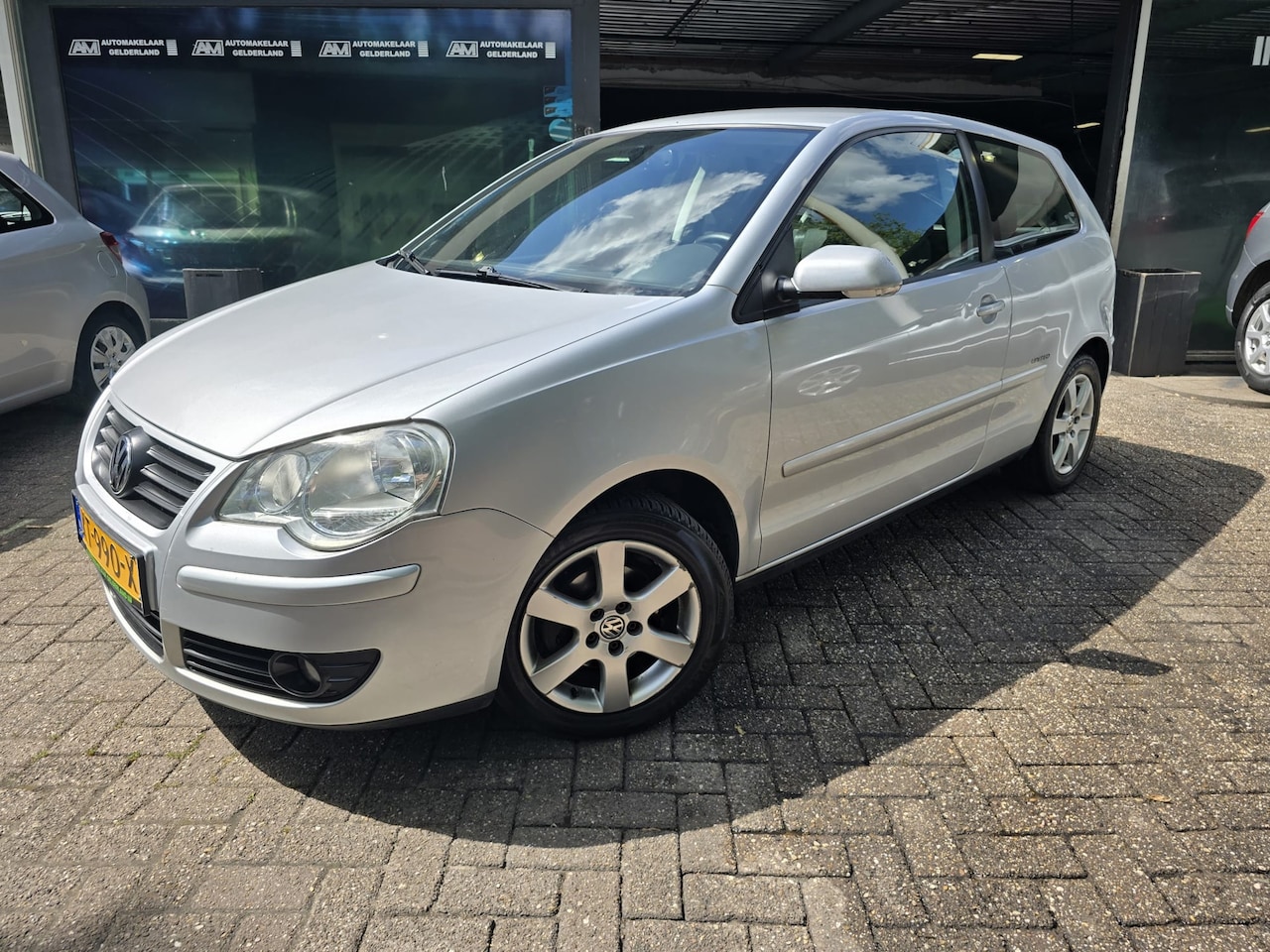 Volkswagen Polo - 1.2-12V Trendline | AIRCO | 12MND GARANTIE |CRUISE |LMV | - AutoWereld.nl