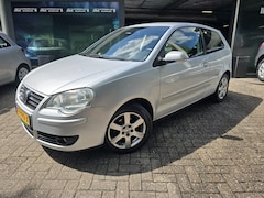 Volkswagen Polo - 1.2-12V Trendline | AIRCO | 12MND GARANTIE |CRUISE |LMV |