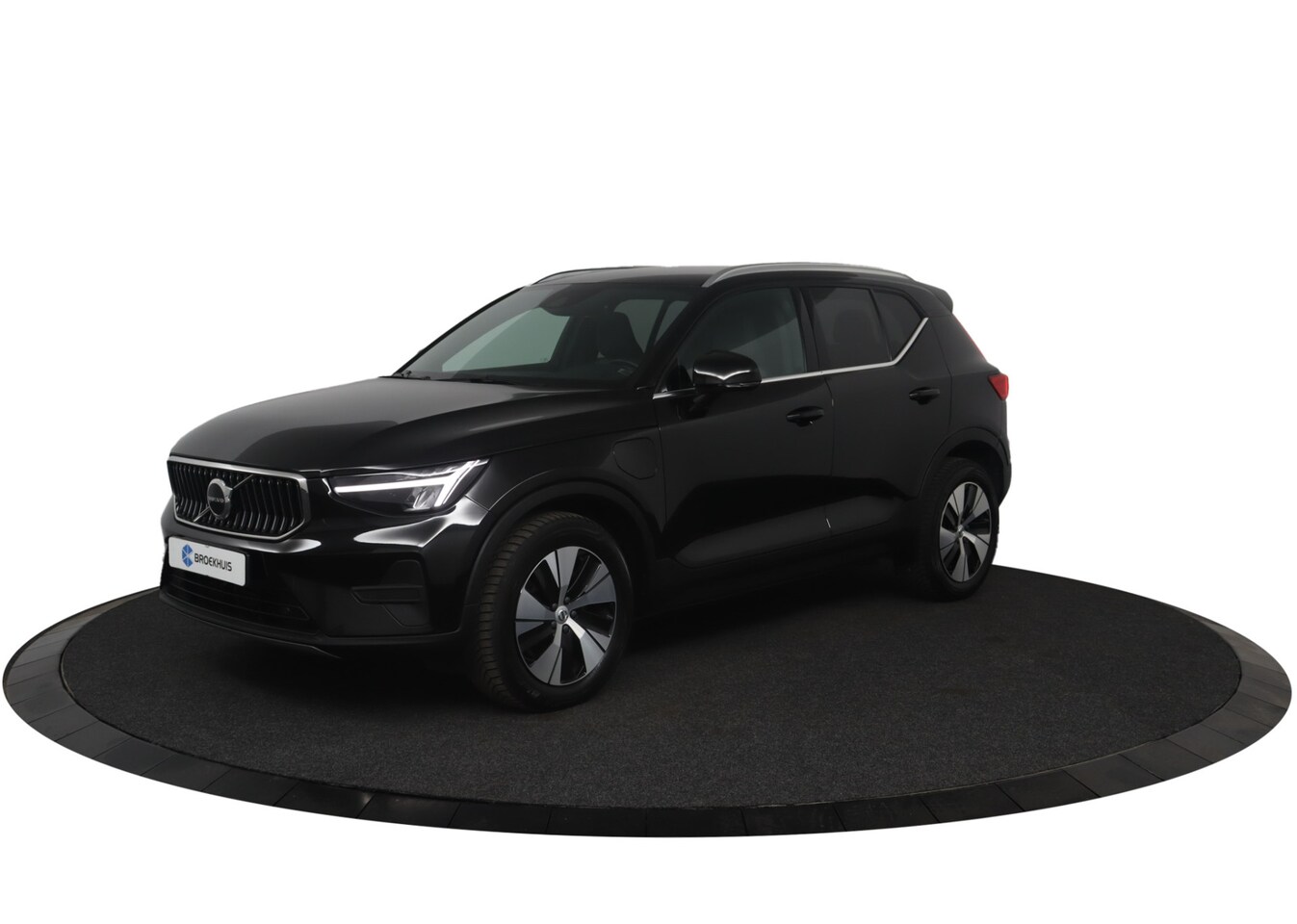 Volvo XC40 - T4 Core Bright | Cruise Control | Parkeercamera | High Performance Audio | Parkeersensoren - AutoWereld.nl