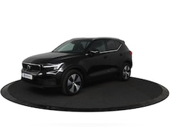 Volvo XC40 - T4 Core Bright | Cruise Control | Parkeercamera | High Performance Audio | Parkeersensoren