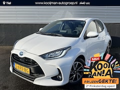 Toyota Yaris - 1.5 Hybrid Dynamic Nieuw geleverd, 1e eigenaar, NL-auto, LMV, Smart Key, Achteruitrijcamer