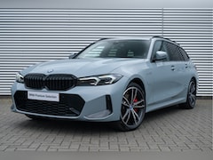 BMW 3-serie Touring - 320e M Sport Automaat / Panoramadak / Sportstoelen / LED / Harman Kardon / Live Cockpit Pl