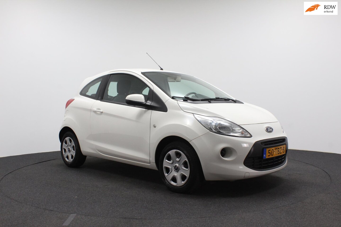 Ford Ka - 1.2 Cool & Sound | Airco | Leuke auto | APK 04-2026 | Elektrische ramen - AutoWereld.nl