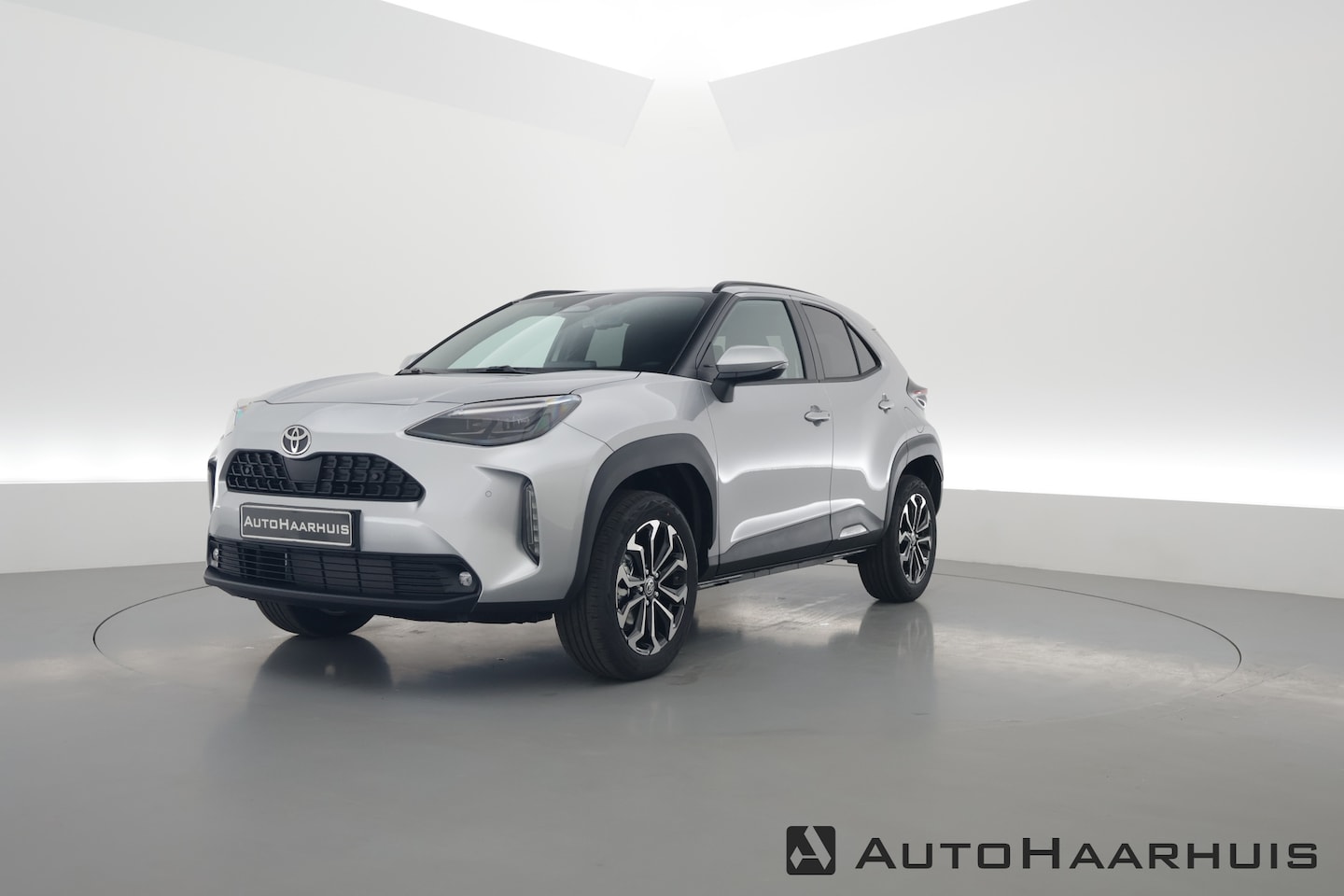 Toyota Yaris Cross - 1.5 Hybrid 130pk Teamplayer | Winter pack | Safety pack | Navi | Adapt. Cruise | Camera | - AutoWereld.nl