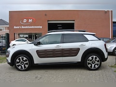 Citroën C4 Cactus - 1.2 e-VTi Shine airco panoramadak automaat inruil mogelijk nap