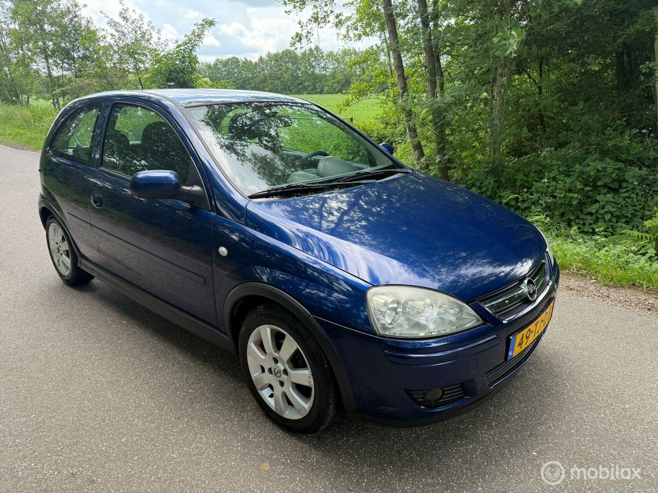 Opel Corsa - 1.2-16V Essentia Apk 03-03-2026 - AutoWereld.nl