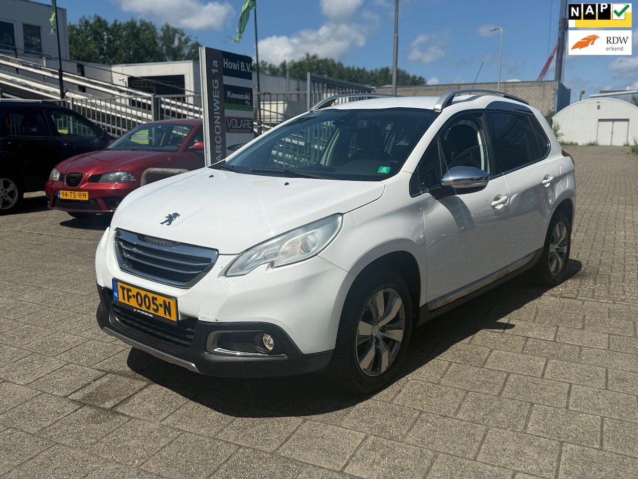 Peugeot 2008 - 1.2 PureTech Crossway - AutoWereld.nl
