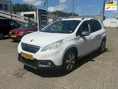 Peugeot 2008 - 1.2 PureTech Crossway