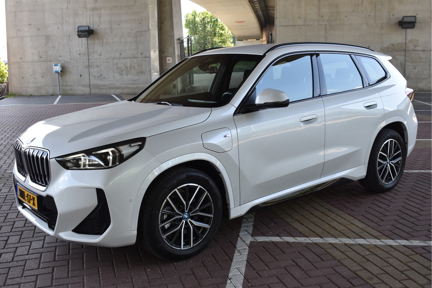 BMW X1 - xDrive25e xDrive25e, BOEKJES,NAP EN ONDERHOUDSHISTORIE - AutoWereld.nl