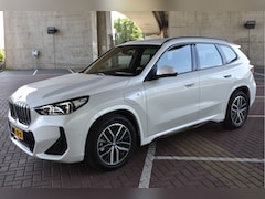 BMW X1 - xDrive25e, BOEKJES, NAP EN ONDERHOUDSHISTORIE