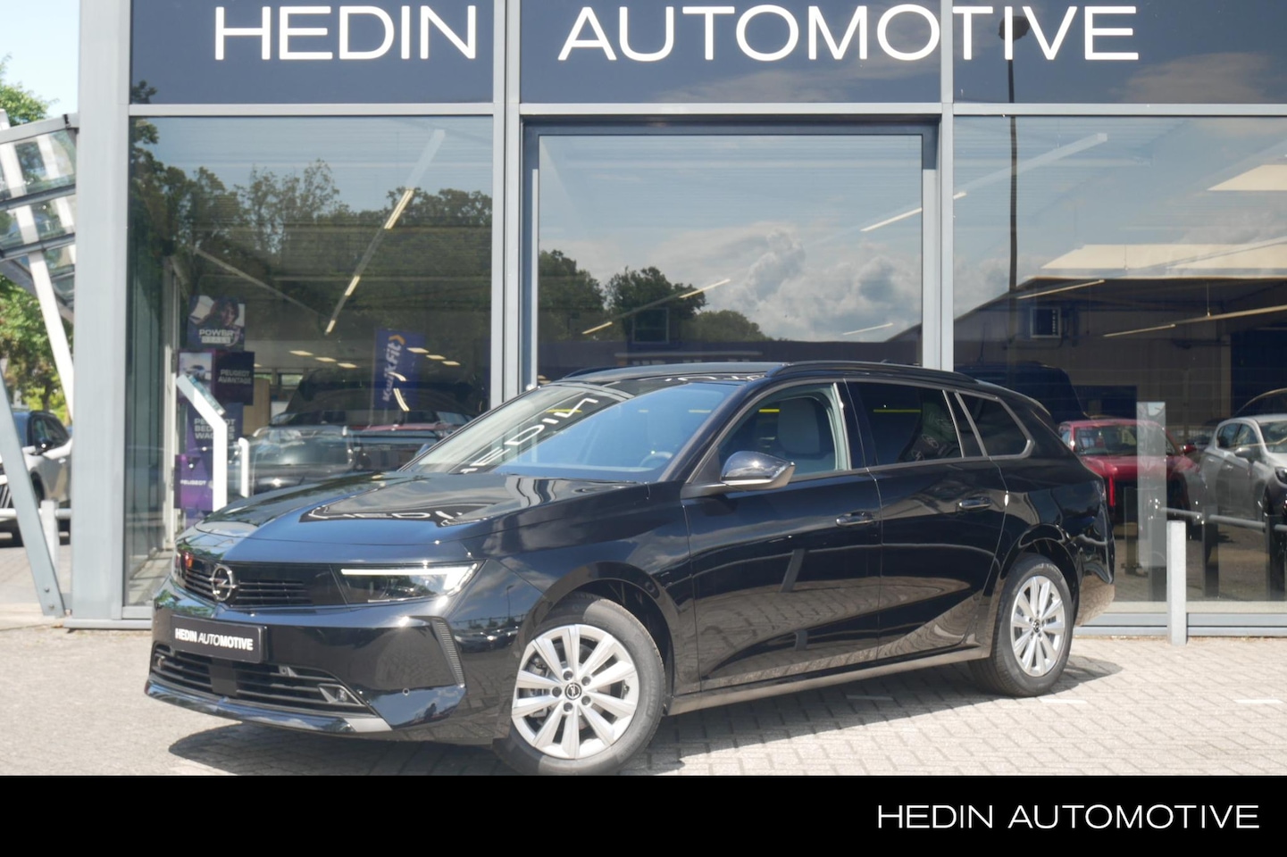 Opel Astra Sports Tourer - 1.2 Turbo Business Edition | Nieuw Uit voorraad van €33.913 nu voor 29.995 | Navigatie | P - AutoWereld.nl