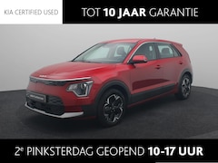 Kia Niro EV - Light Edition 64.8 kWh | Navigatie | Climate Control | Lm velgen | Parkeersensoren | Camer