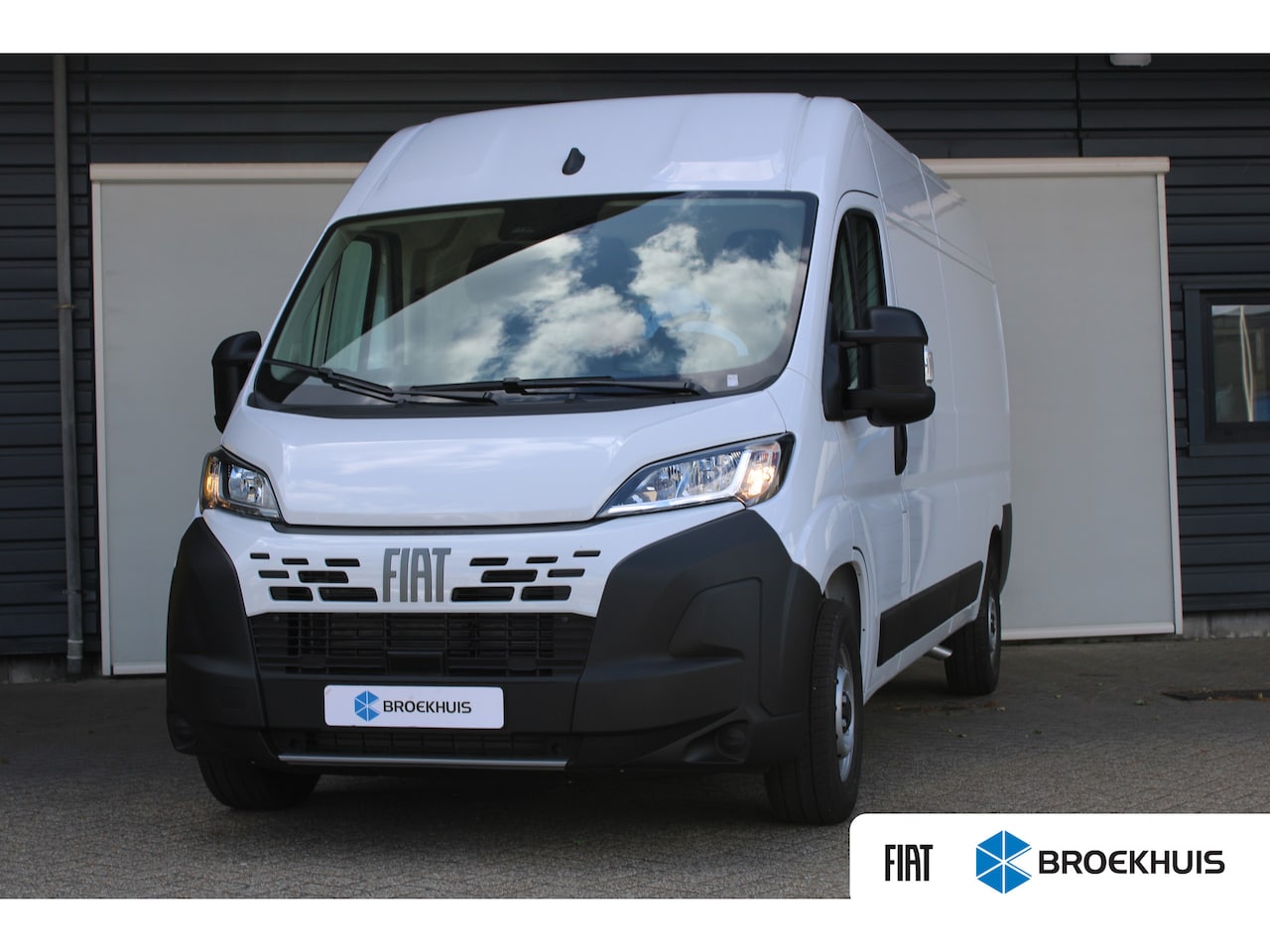 Fiat Ducato - 2.2 MultiJet 140 S&S L3H2 3.3t Prijs excl. BTW, BPM en kosten rijklaarmaken. Dit voertuig - AutoWereld.nl
