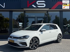 Volkswagen Golf - 1.5 TSI Highline R Line Virtual Matrix Camera 19inch Apple Carplay
